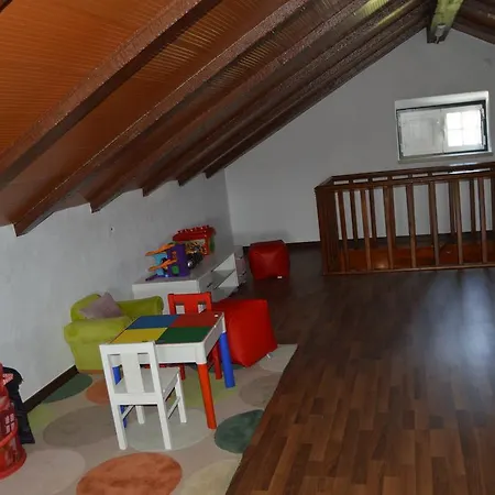 Casinha Da Avo Maria Ferienhaus Alcobaça